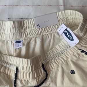 Off White Old Navy Shorts